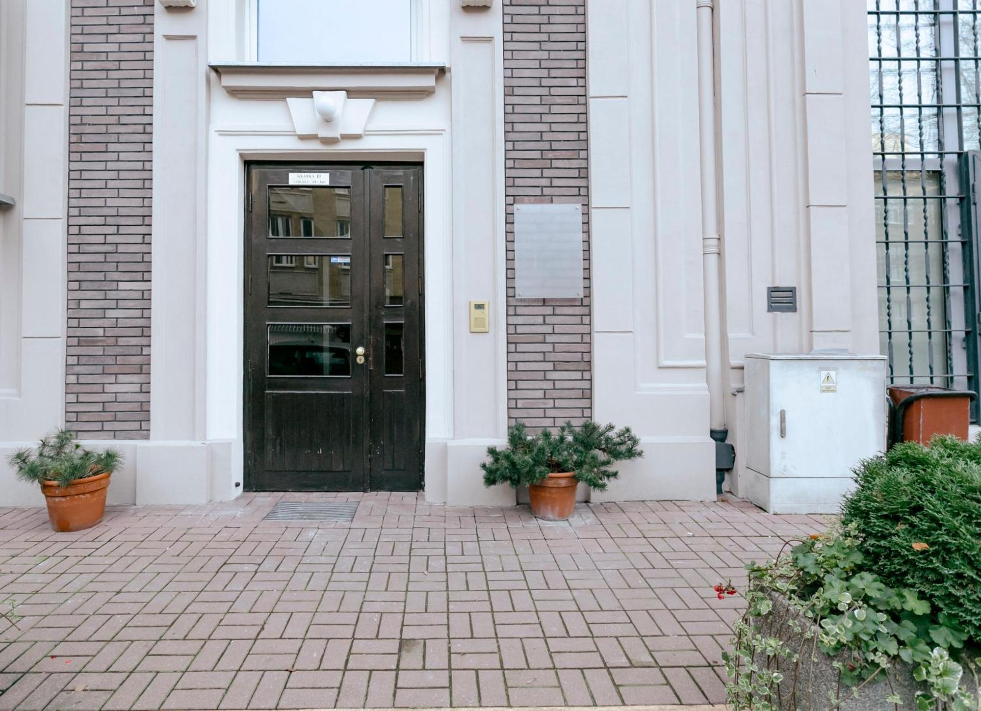 Plac Konstytucji 6 Orange - Apartament Dla 4 Osob - Bezplatny Parking - Free Parking - Piekny Widok Na Panorame Warszawy Varsavia Esterno foto