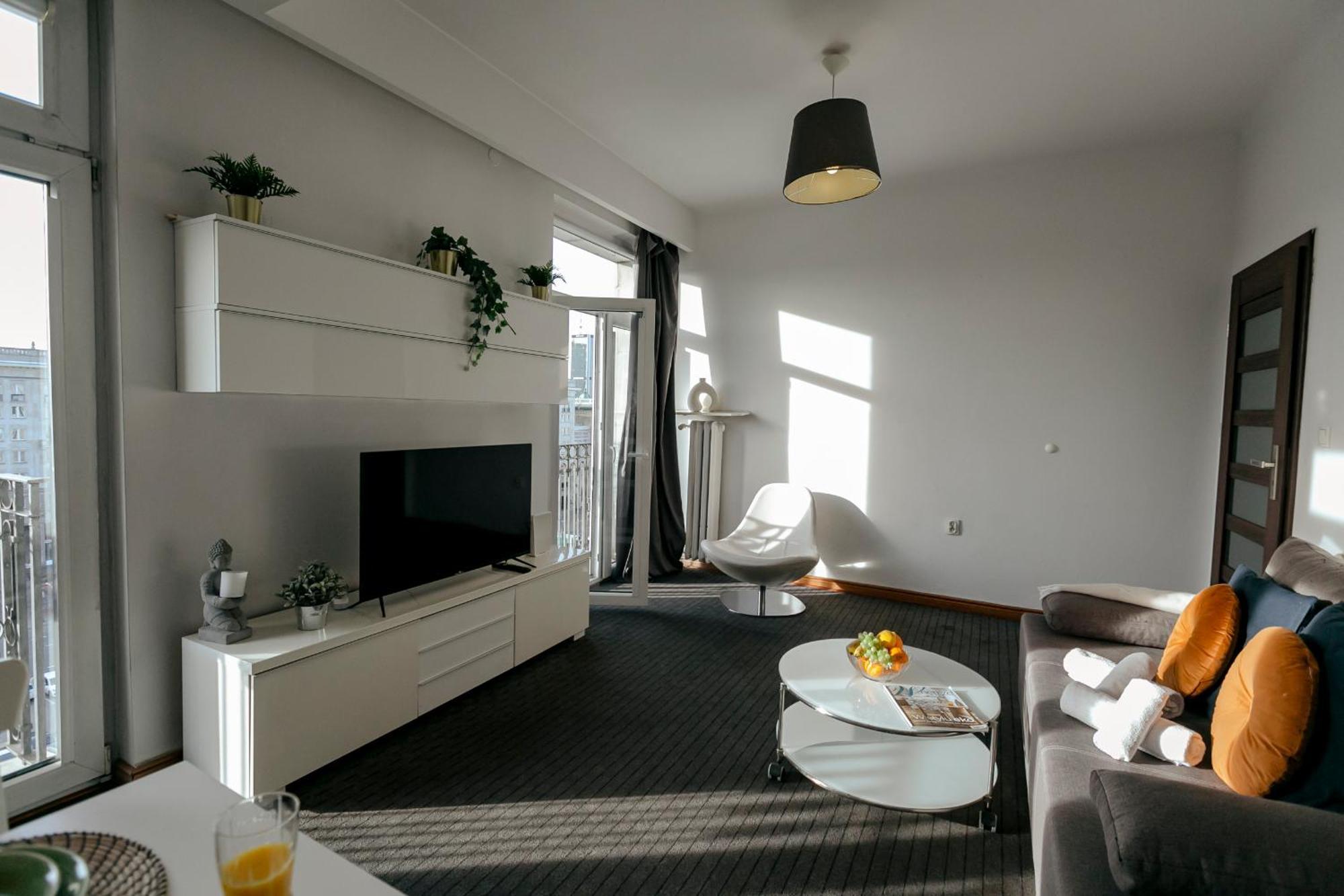 Plac Konstytucji 6 Orange - Apartament Dla 4 Osob - Bezplatny Parking - Free Parking - Piekny Widok Na Panorame Warszawy Varsavia Esterno foto